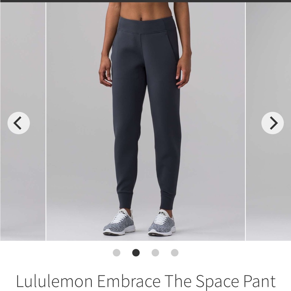 Lululemon Embrace The Space joggers.  Size 8.  EUC.  Color is Blue Tied.